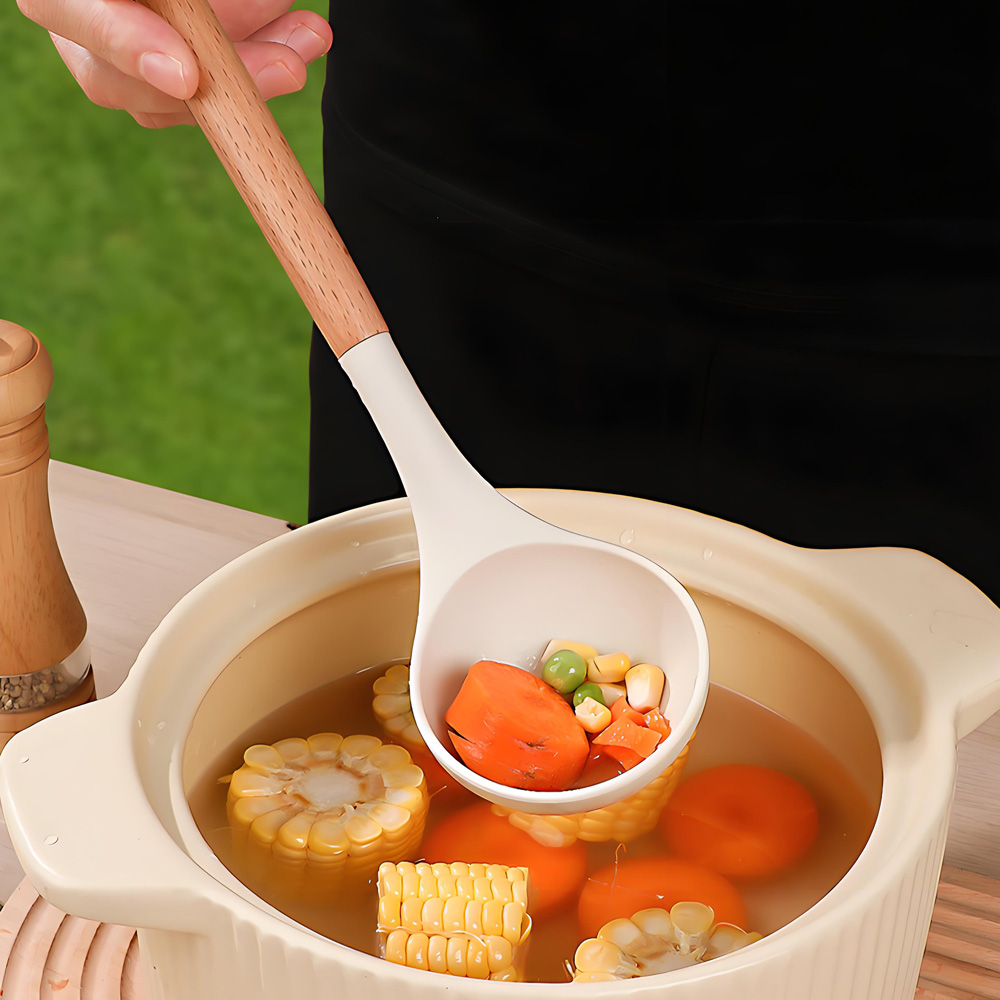 10-częściowy przenośny zestaw  – Quechua Camping Cooking Set recenzja i cena