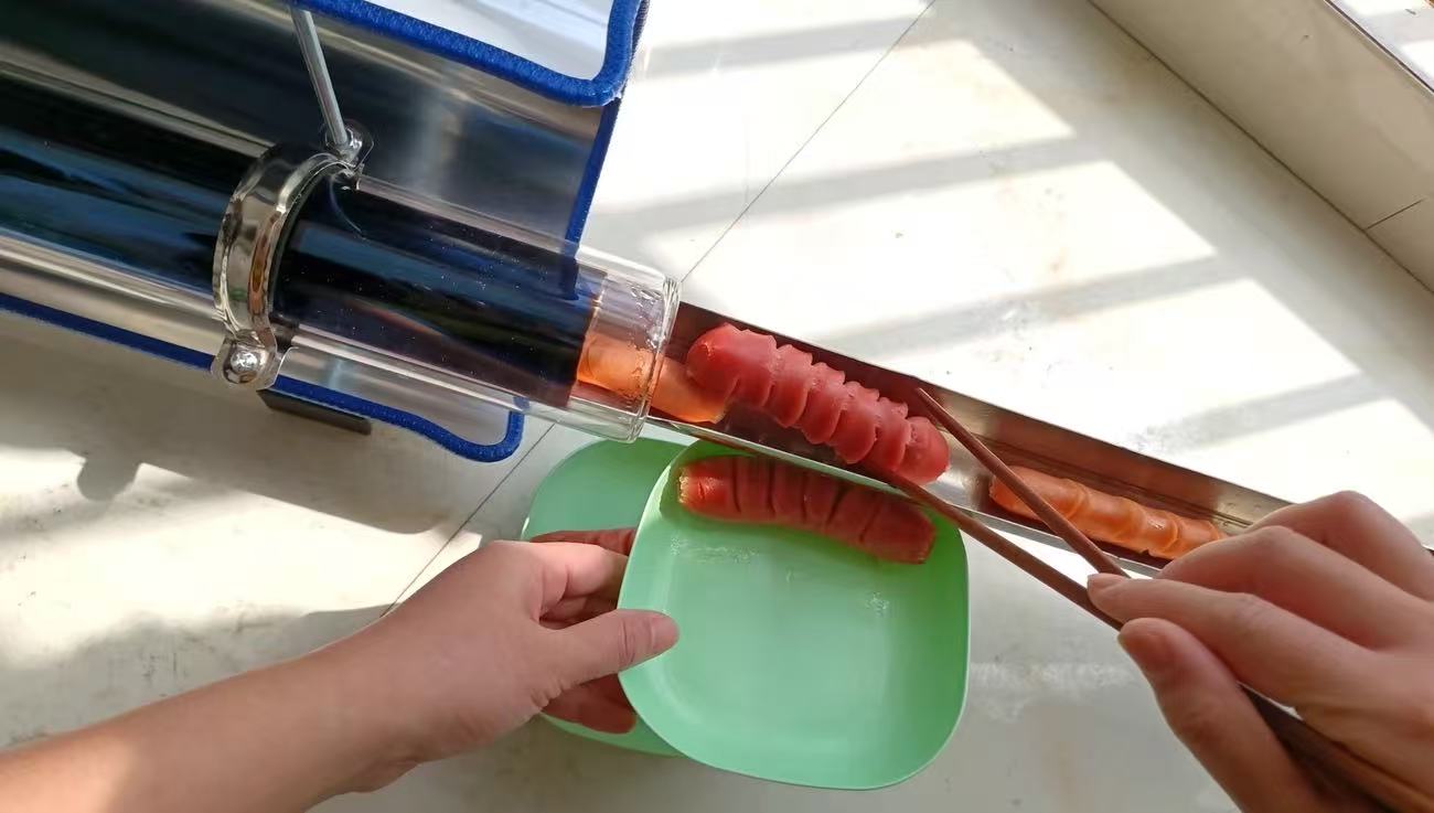 Bez paliwa! Przenośny paraboli – Solar Oven Camp recenzja i cena